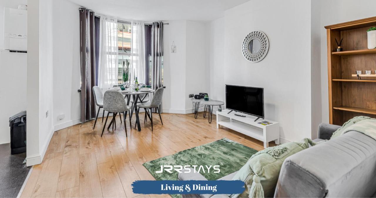 Cardiff Stylish 2 Bedroom Sleeps 6 Wi-Fi - Jrr Stays Eksteriør bilde